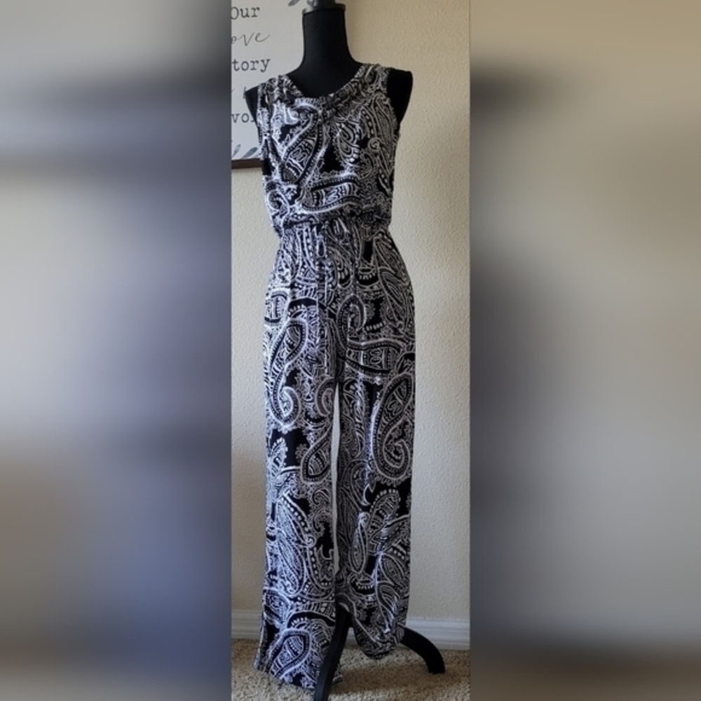NWOT Enfocus Studio romper